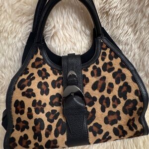 Chic Leopard Print Black Leather Shoulder Bag